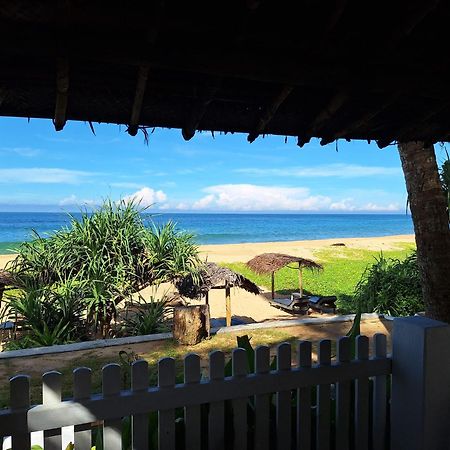 Sailors' Bay Bed & Breakfast Hikkaduwa Ngoại thất bức ảnh