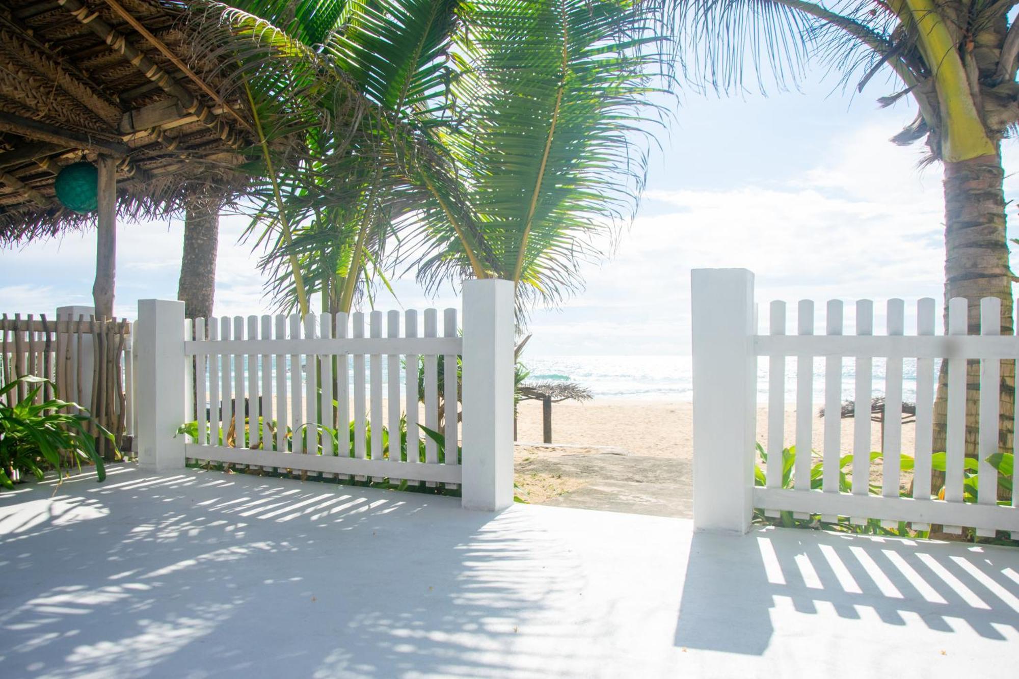 Sailors' Bay Bed & Breakfast Hikkaduwa Ngoại thất bức ảnh
